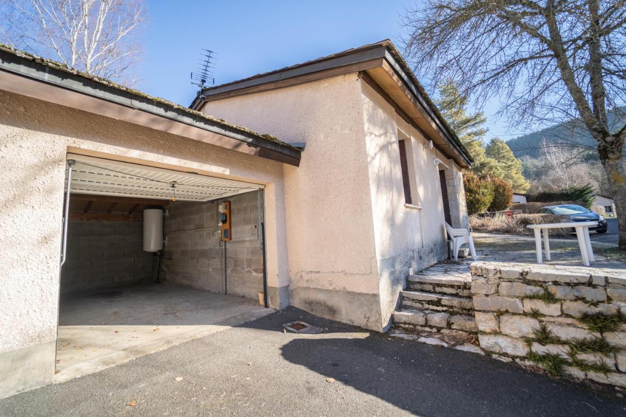 Village De Gites De Chanac Exterior foto